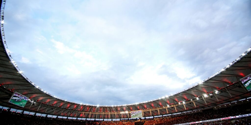 justica-proibe-torcida-jovem-do-flamengo-de-ir-a-estadios-de-futebol