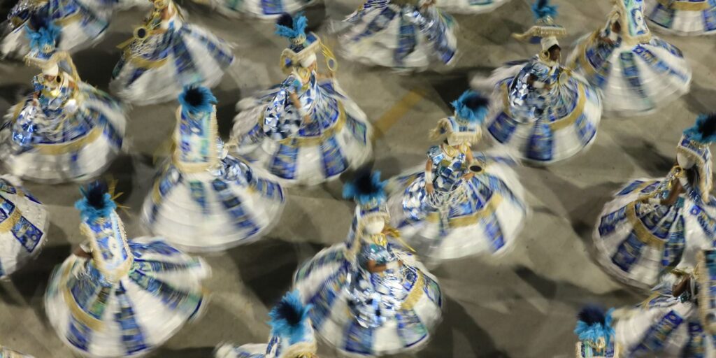 carnaval:-ingressos-das-frisas-do-sambodromo-do-rio-estao-disponiveis