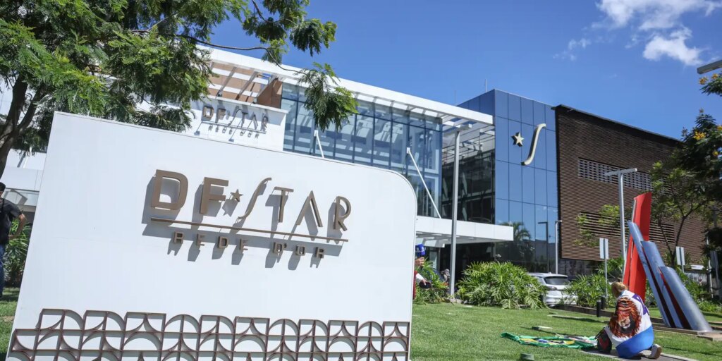 jair-bolsonaro-e-internado-para-ser-submetido-a-cirurgia-nesta-quinta