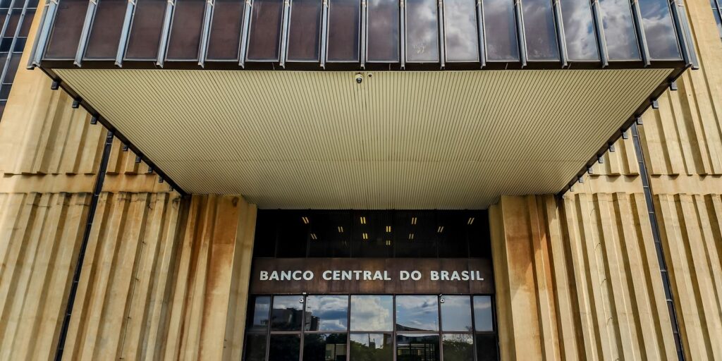 caso-master:-pf-vai-apurar-suposta-campanha-contra-o-bc-nas-redes