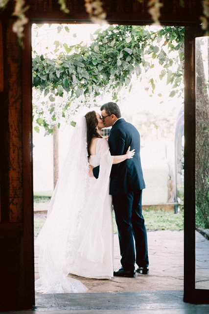 Casamento de Mirela e Rafael é marcado por emoção e momentos inesquecíveis em Amambai Casamento de Mirela e Rafael é marcado por emoção e momentos inesquecíveis em Amambai