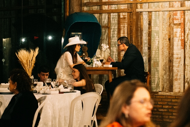 Casamento de Mirela e Rafael é marcado por emoção e momentos inesquecíveis em Amambai Casamento de Mirela e Rafael é marcado por emoção e momentos inesquecíveis em Amambai