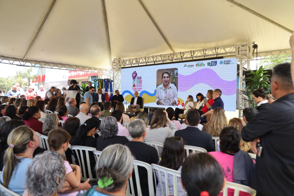 Vereadores prestigiam ato de lançamento da Casa da Mulher Brasileira em Ponta Porã Vereadores prestigiam ato de lançamento da Casa da Mulher Brasileira em Ponta Porã