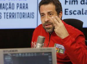 boulos-diz-que-fim-da-escala-6-por-1-e-“para-agora”